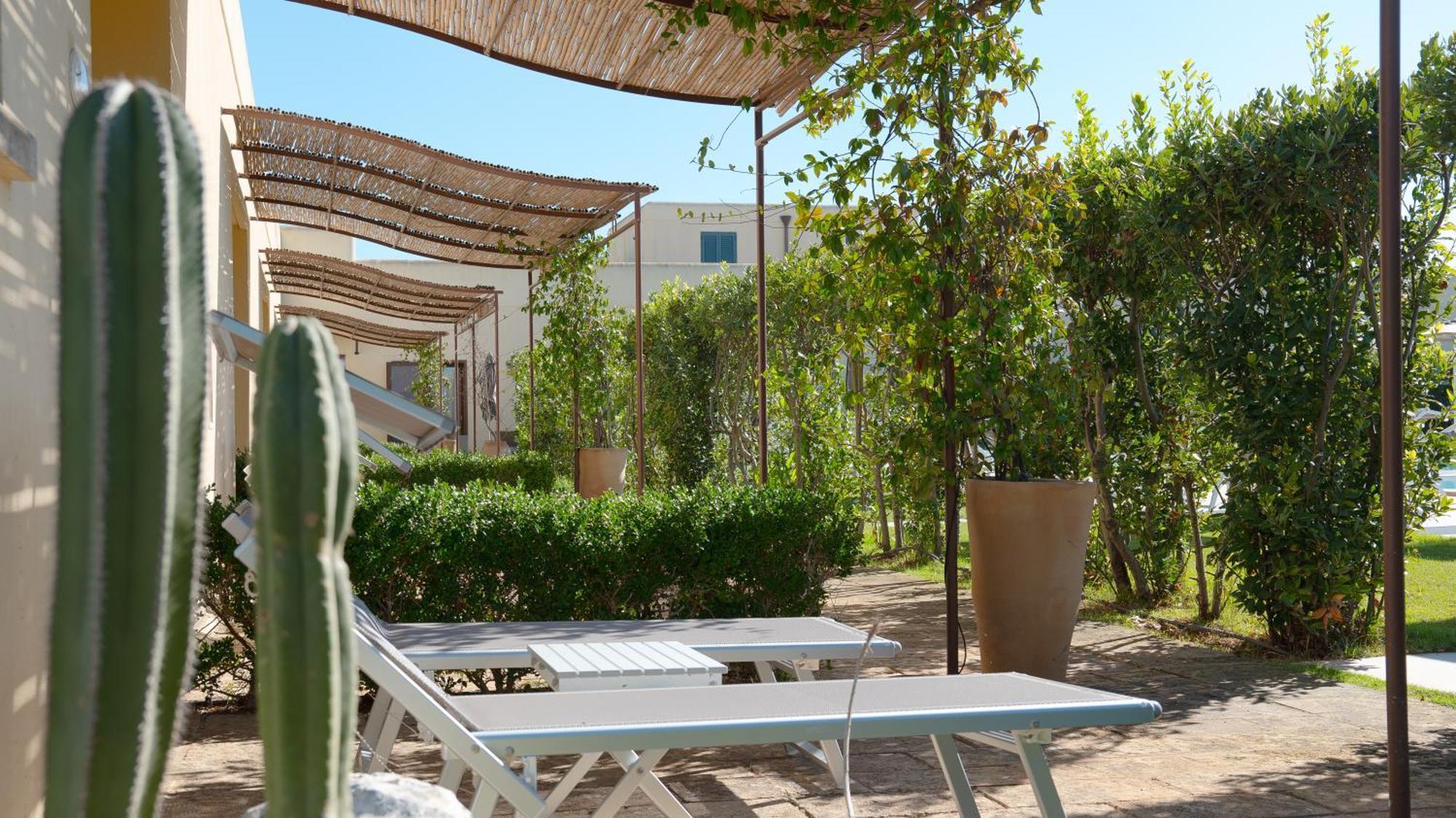 Delle Rose, Hotel & Horse Riding Torre Vado Ngoại thất bức ảnh