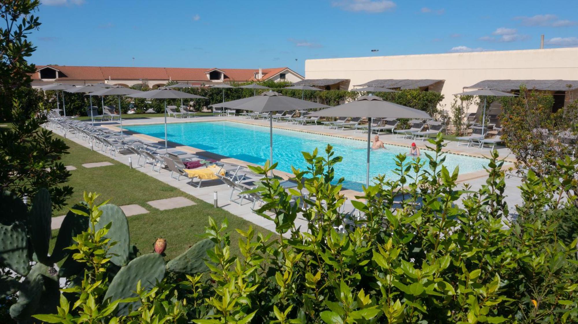 Delle Rose, Hotel & Horse Riding Torre Vado Ngoại thất bức ảnh